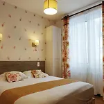 Hotel Restaurant Le Grillon Chambon-sur-Lac