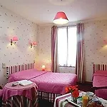 Restaurant Le Grillon 호텔