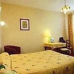 Restaurant Le Grillon 호텔 샹봉 쉬르 라크