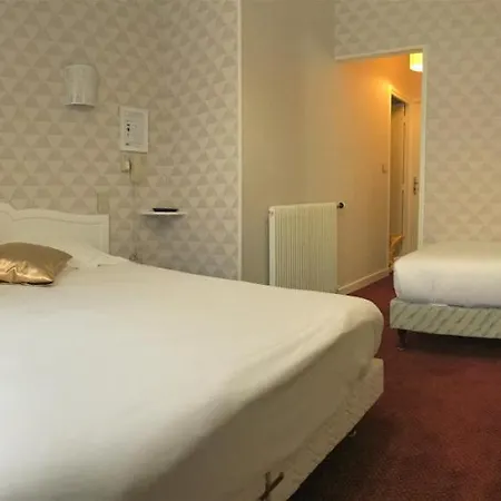 Restaurant Le Grillon 2*