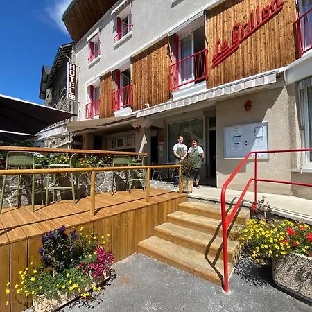 Restaurant Le Grillon ホテル シャンボン・シュル・ラック