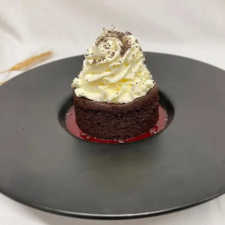Restaurant Le Grillon ホテル 2*