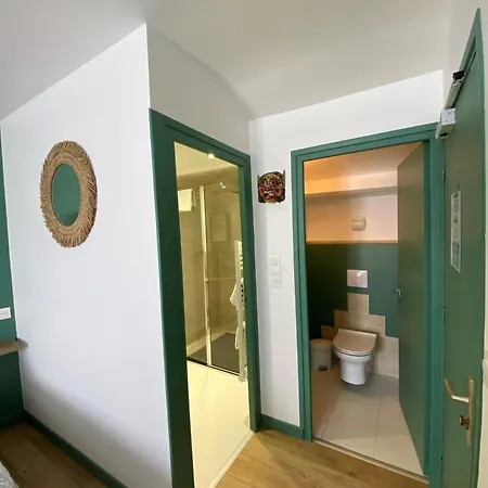 Restaurant Le Grillon Hotel 2*