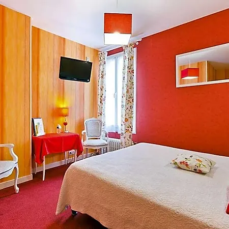 Hotell Restaurant Le Grillon Chambon-sur-Lac