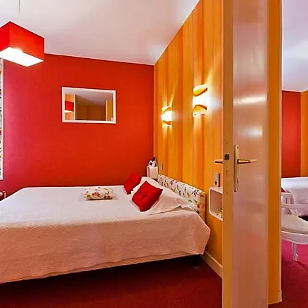 Restaurant Le Grillon Hotell 2*