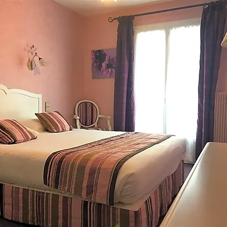 Hotell Restaurant Le Grillon