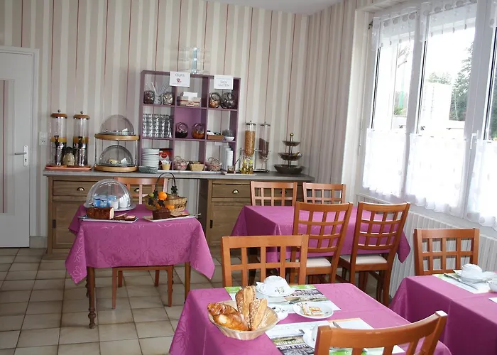 Restaurant Le Grillon Hotel 2*